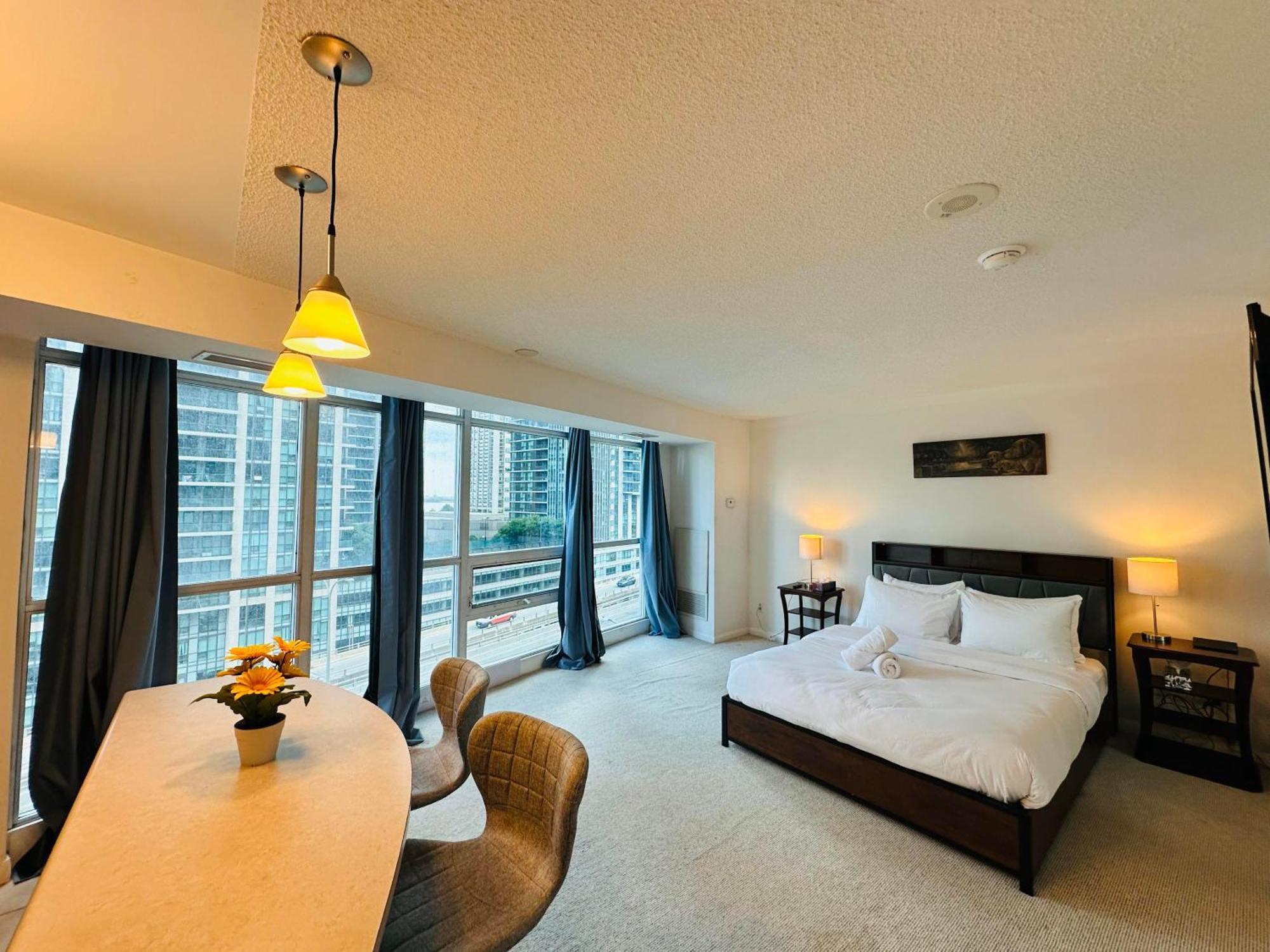 Rivetstays - The Yonge Toronto Extérieur photo